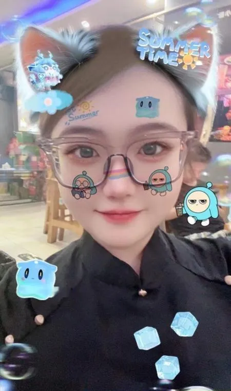 北京潘家园丰满小妹