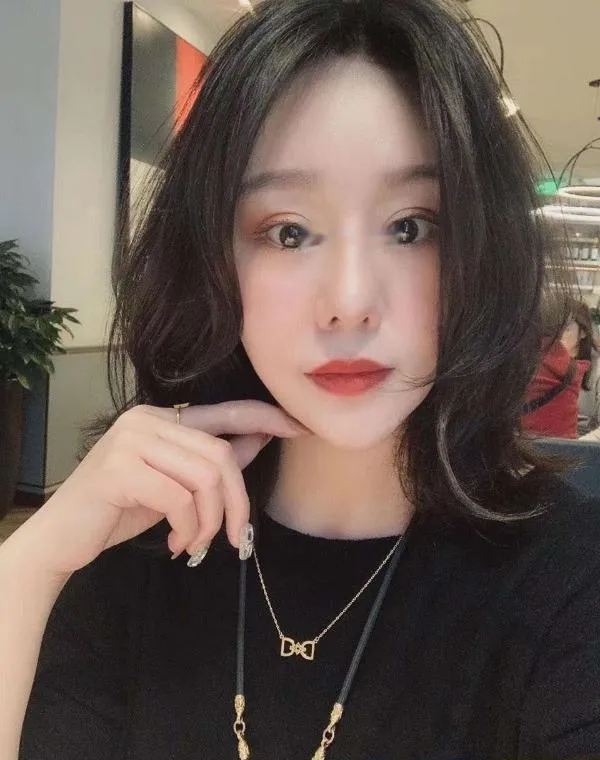 热情大奶妹子