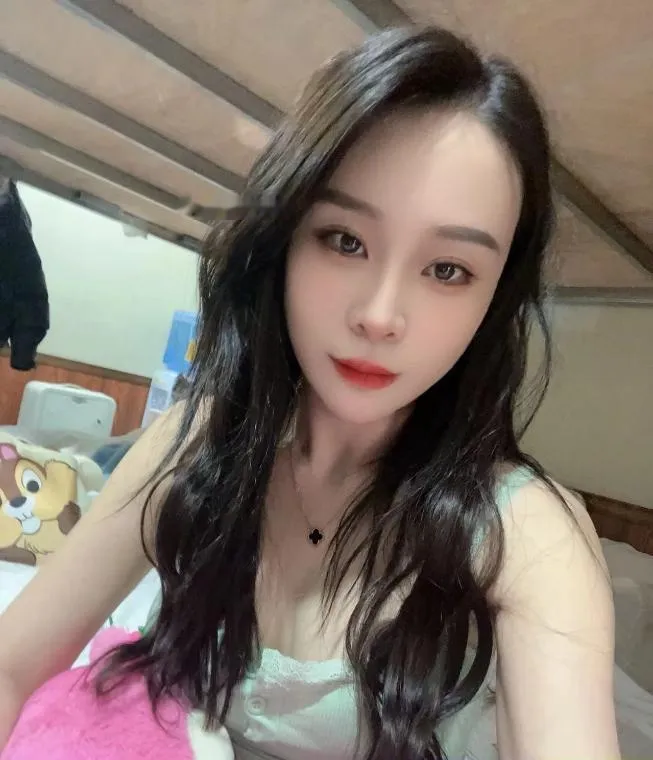 白云小颜