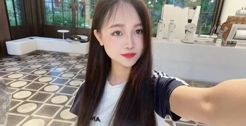陆家嘴童颜美乳惠子