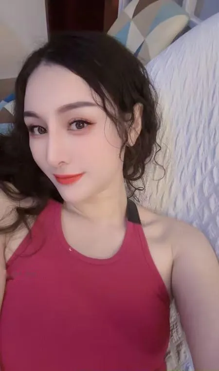 南山晚晴美女