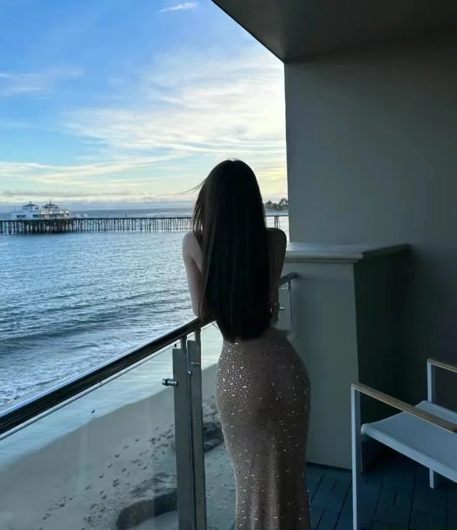 思明区颜值身材系美女