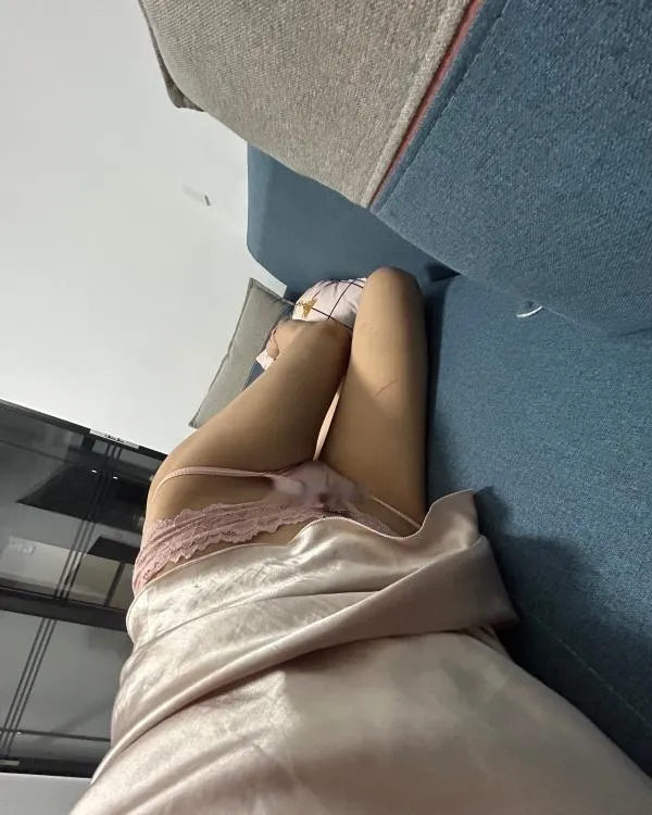 东莞大长腿艾薇儿