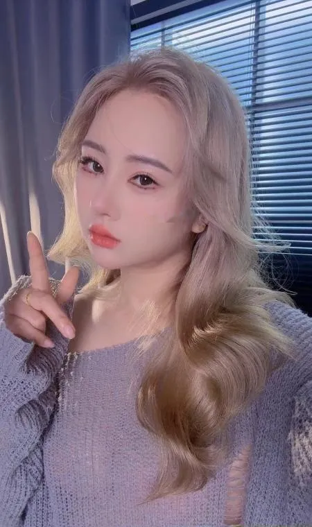 白云小辣妹小鱼
