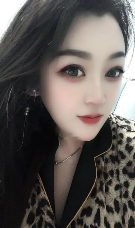 萧山美乳小少妇