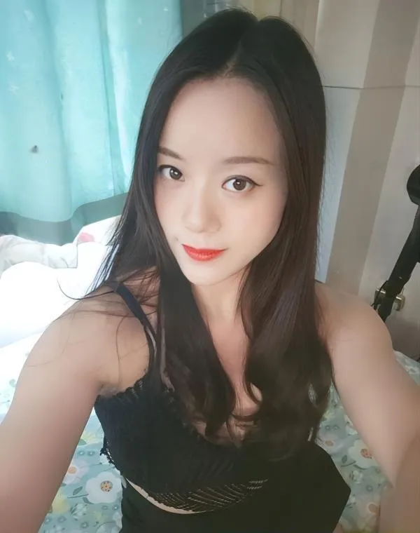 巨臀泄火熟女梅子