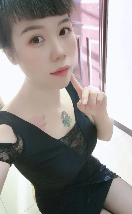 东莞蜜儿可舌吻后入