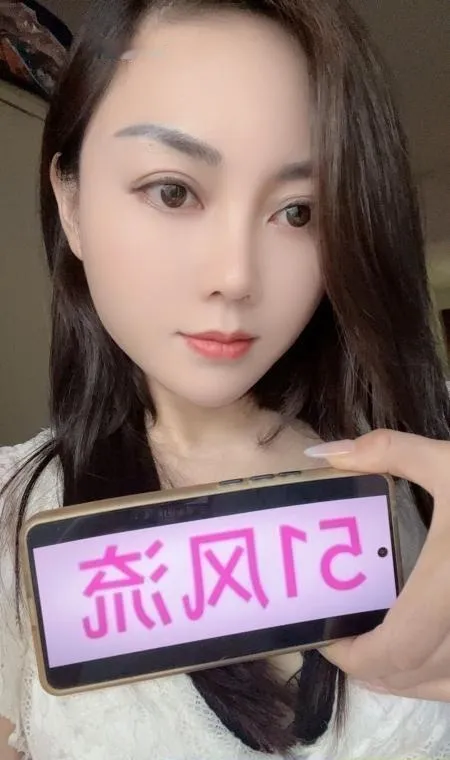 布吉美女小雯