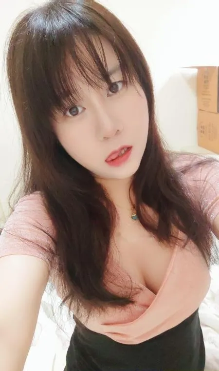黄埔舌吻姐姐