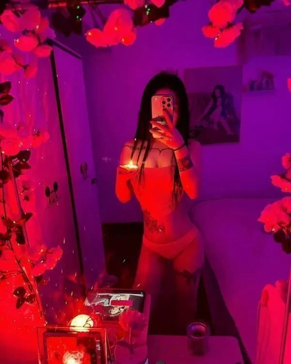 B紧粉嫩思若