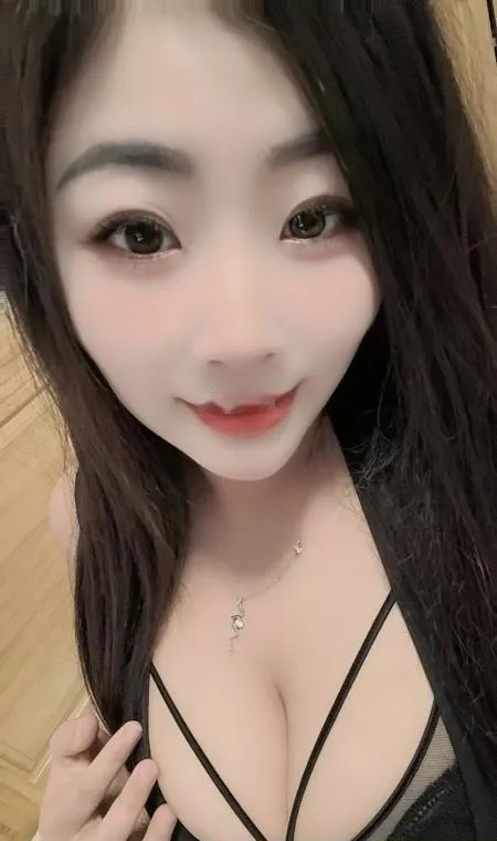 普陀肉感小姐姐