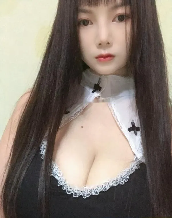 南京巨乳大胸妹