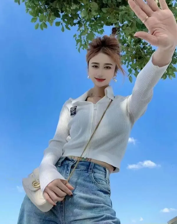西门妖媚小姐姐