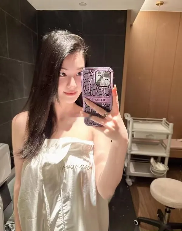御姐熟女大胸翘臀