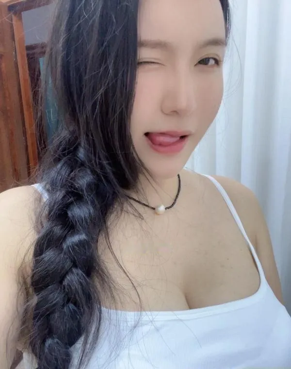 瑶海长腿美少妇冰儿