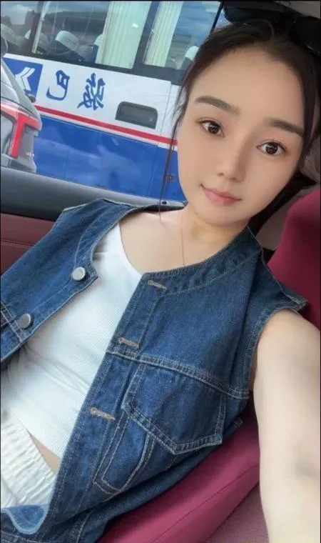 黄埔温柔可爱小表妹