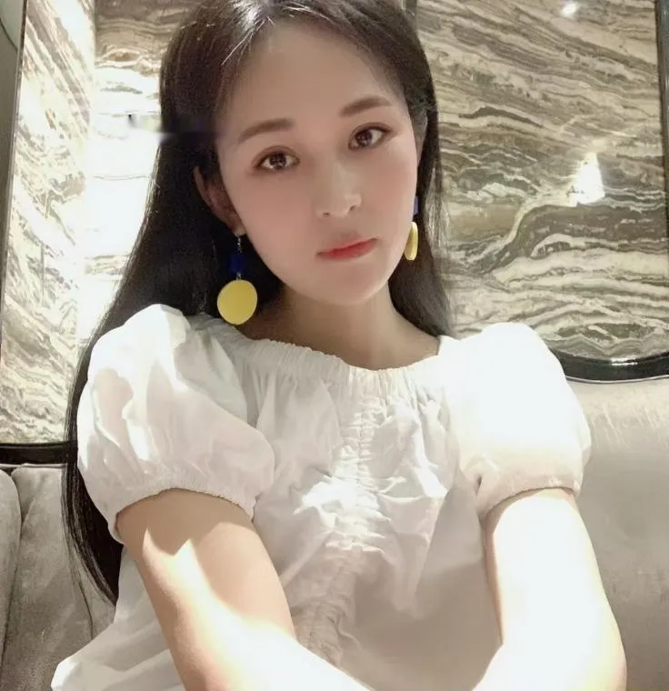 普陀贝贝小美女