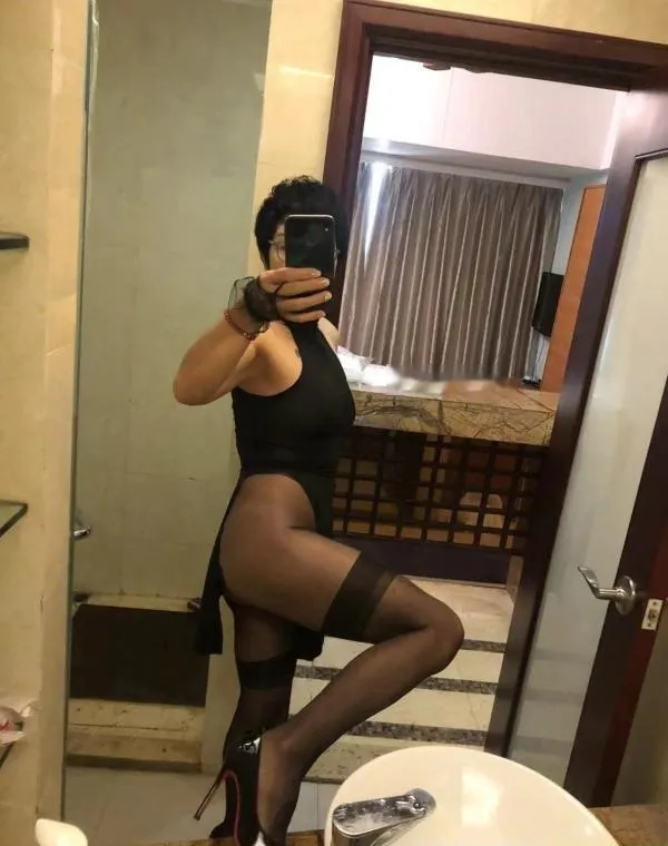sm女王燕姐