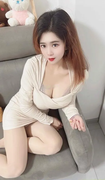 襄阳风骚大胸妹