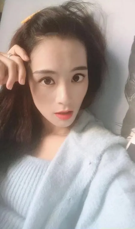 城西苗条温柔小姐姐