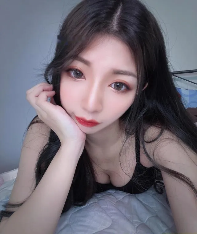 性感妩媚的仙仙美女