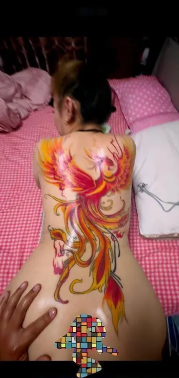 螺纹b美女
