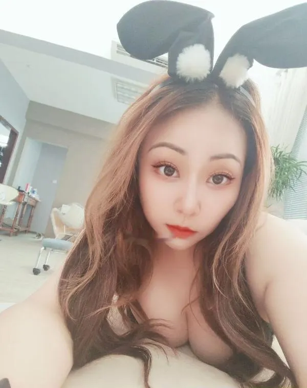 兔女郎小优