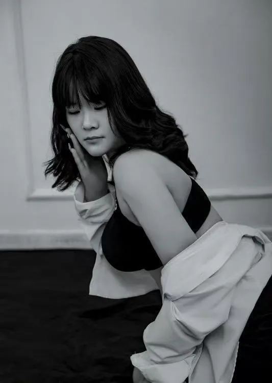 体验微胖小美女