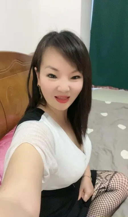 成都五根松熟女