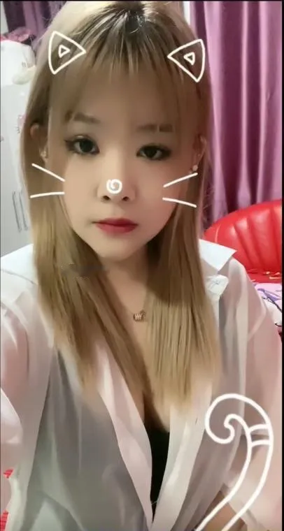 体验年轻紧致妹妹