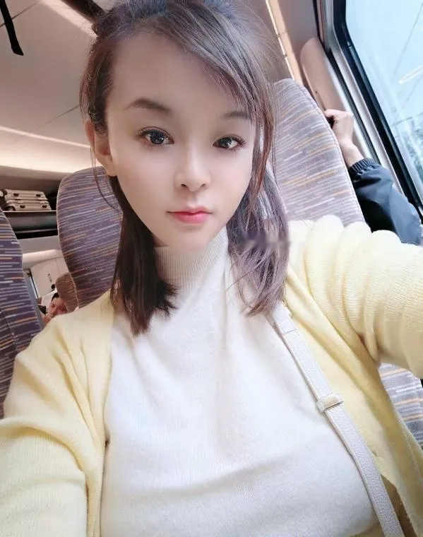 气质服务好骚女