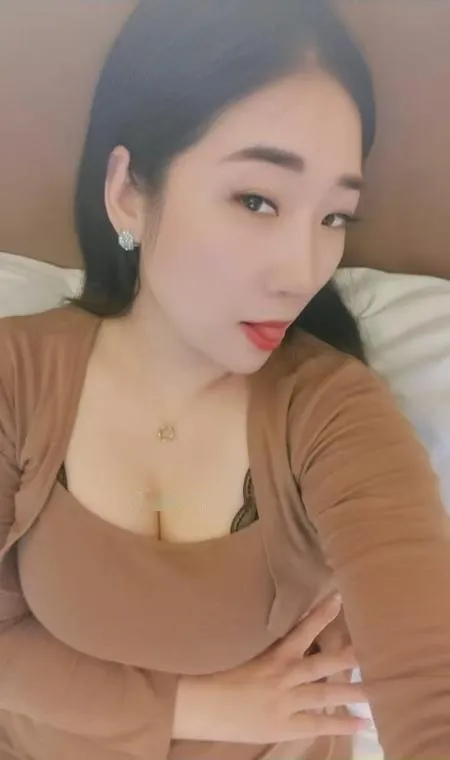 重庆妹子火辣身材