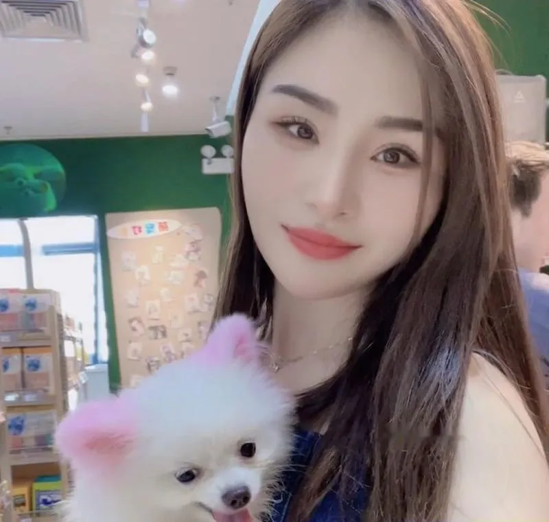 邻家小少妇