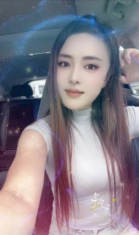 横塘气质美女老师