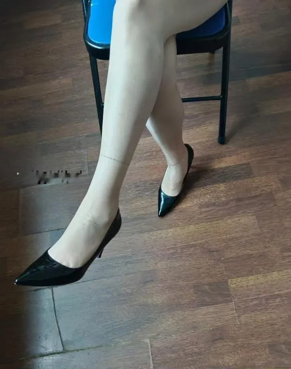 草桥三通熟女小曼