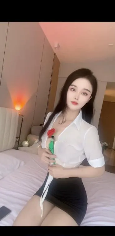 制服御姐倾城