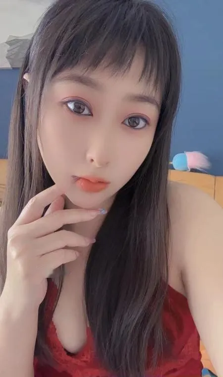 风骚粉嫩妞