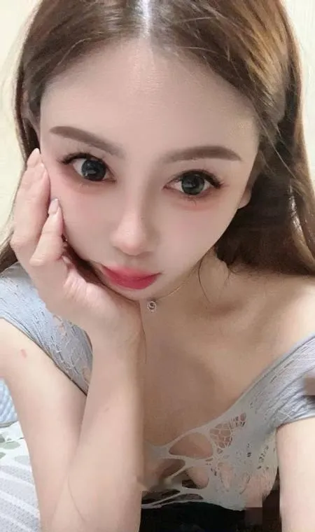 骚骚美女小姐姐