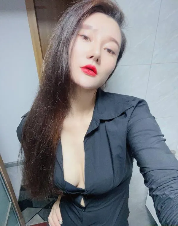 海珠美乳服务系灵儿