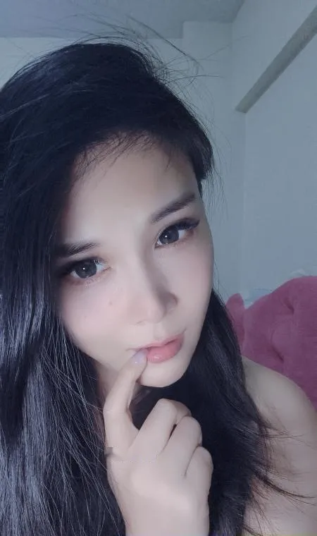 双桥纯欲小妮儿