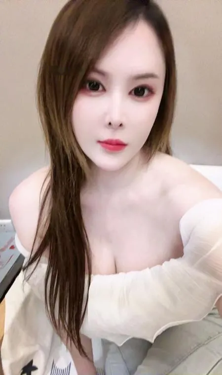 姑苏卡戴珊F被大胸妹