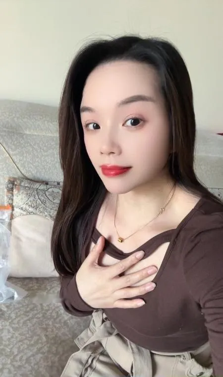 青山服务系妹子