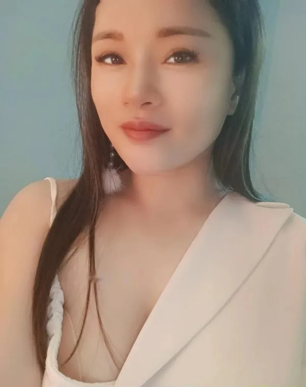 罗湖冰雪儿