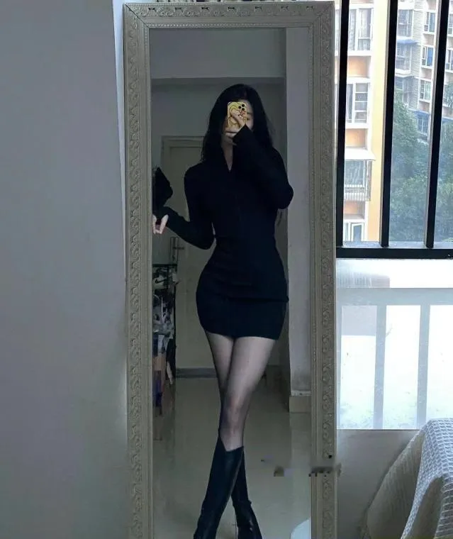 天心长腿新人梓琪
