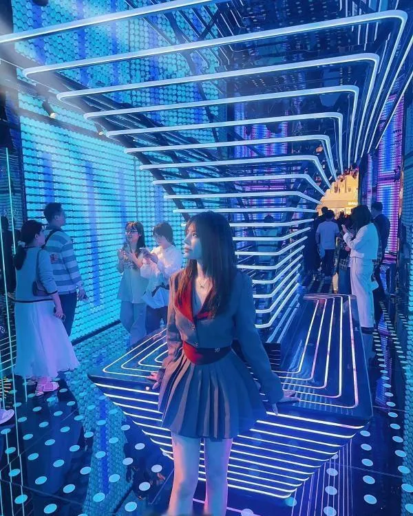 余杭小女友