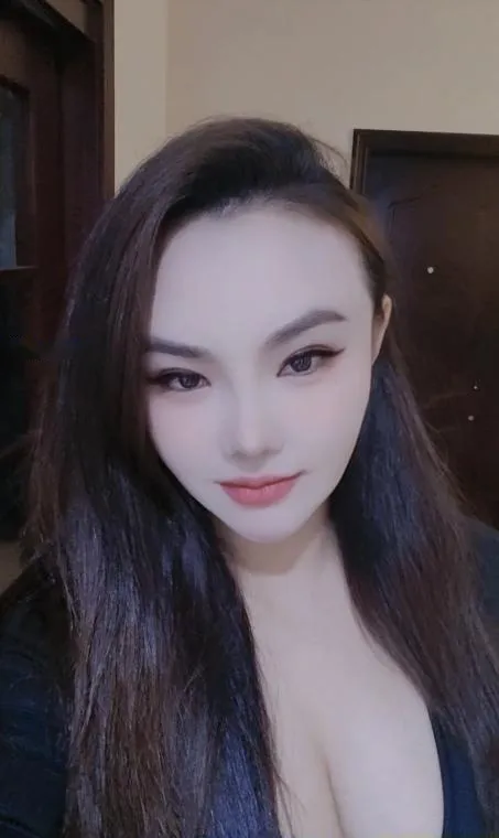 东北微胖妹妹大奶大臀