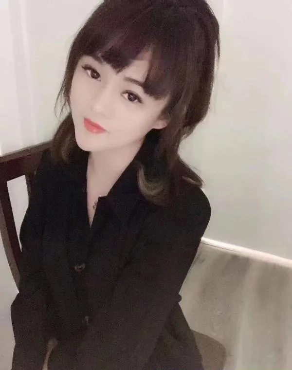 风骚小姐姐水嘟嘟