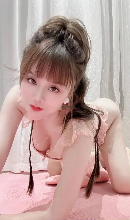 钱塘情趣美乳妹子璐瑶