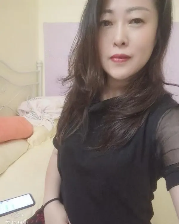 宝安骚货熟女