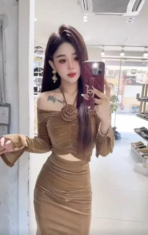 名器钱多多老师